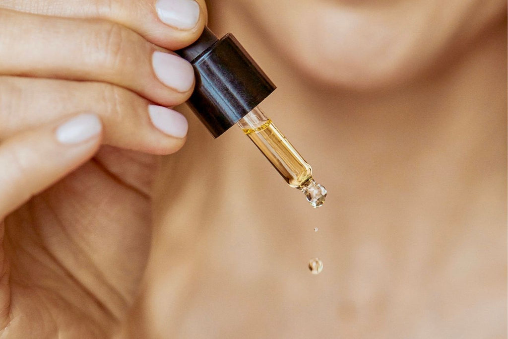 Liquid Gold: the truth about oil and your skin